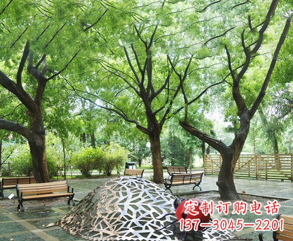 南阳悠久活力-不锈钢瓢虫雕塑