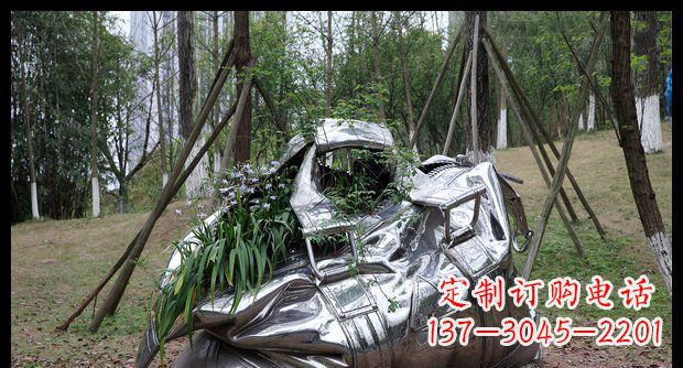 南阳经典款式手提包雕塑