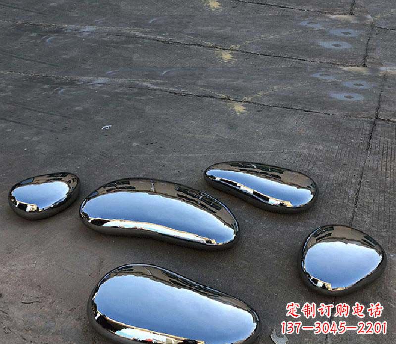 南阳不锈钢水滴景观雕塑美轮美奂,营造自然灵动