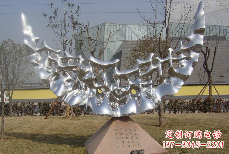 南阳新款不锈钢月亮景观雕塑