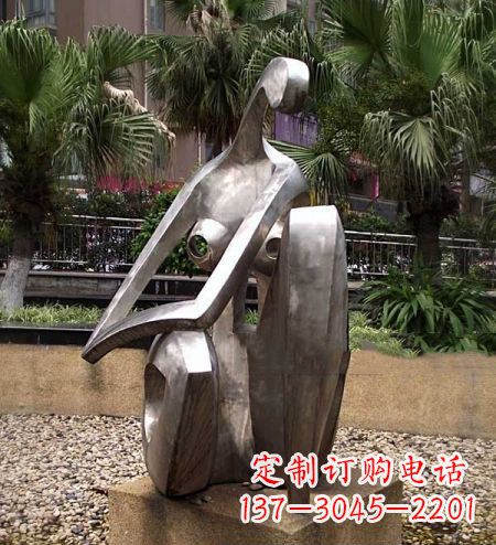 南阳现代艺术风格的不锈钢女人雕塑