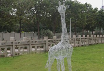 南阳浪漫活力·不锈钢镂空长颈鹿雕塑