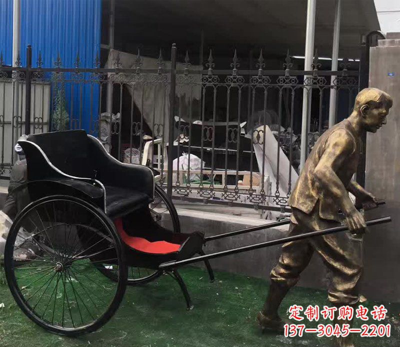 南阳欣赏精美的手工雕刻车夫青铜雕塑