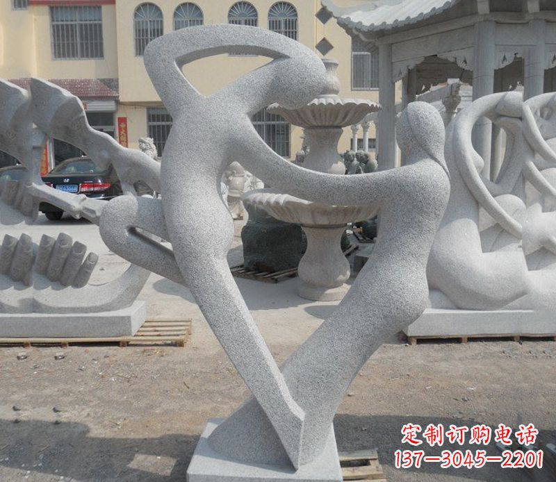南阳中领雕塑独具匠心的“浪漫幸福·情侣小品雕塑”