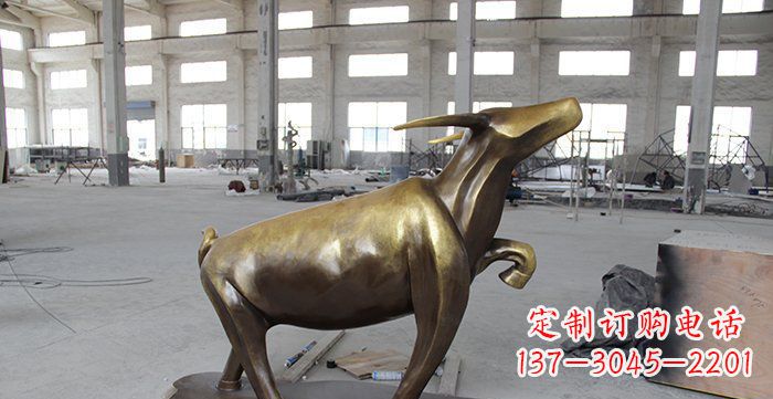 南阳铜制华丽小牛动物雕塑