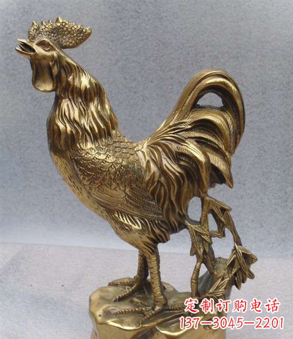 南阳经典公鸡铜雕