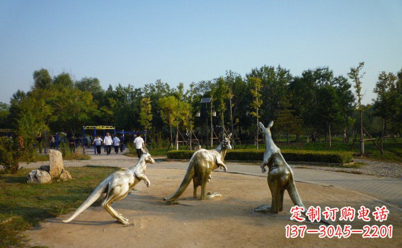 南阳公园袋鼠动物铜雕 (3)