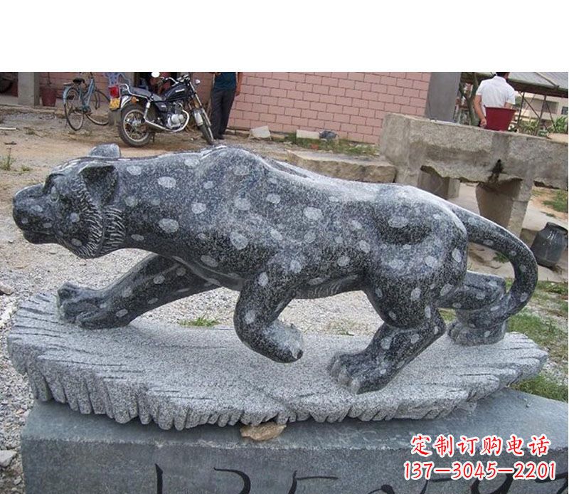 南阳公园动物猎豹石雕