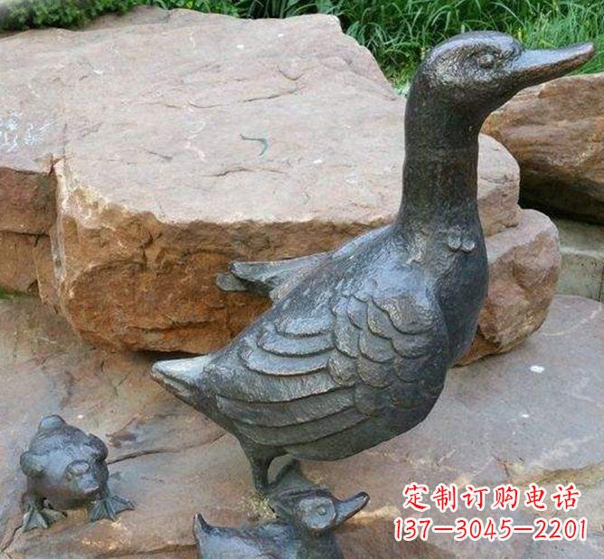 南阳动物雕塑——精致铜质鸭子雕塑