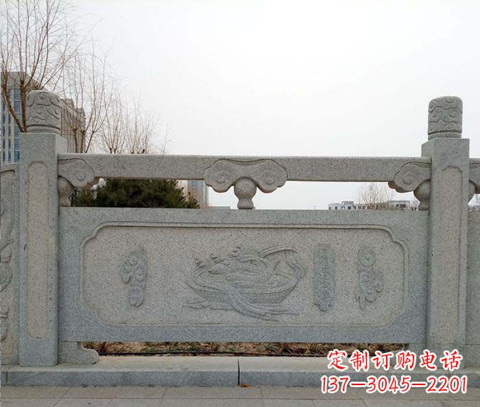 南阳公园户外栏板石雕