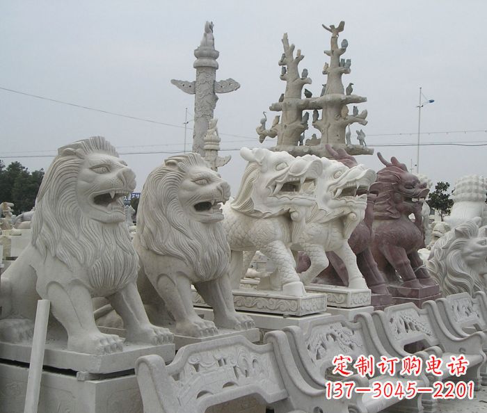 南阳新中式金色狮子雕塑