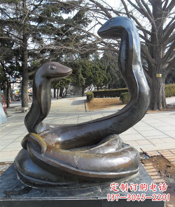 南阳公园景观动物蛇铜雕