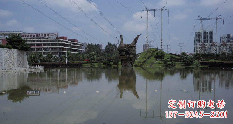 南阳公园龙头景观铜雕