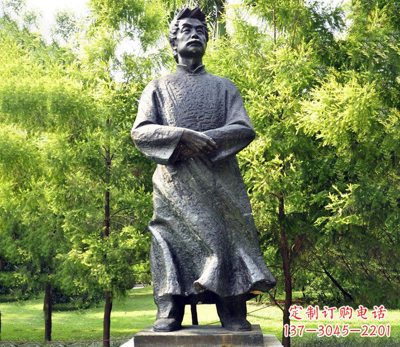 南阳公园鲁迅名人铜雕