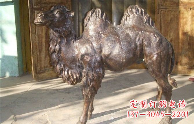 南阳公园骆驼铜雕222