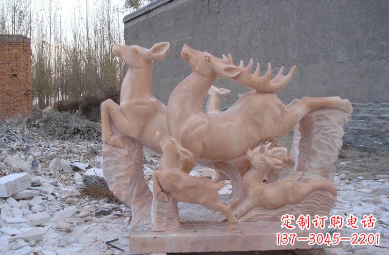 南阳公园梅花鹿群石雕