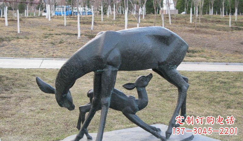 南阳公园母子鹿动物铜雕