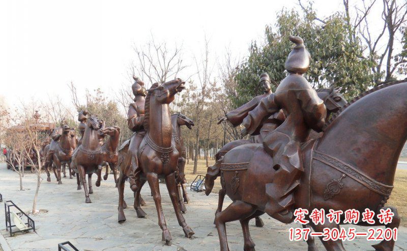 南阳蓬勃向上的骑马雕塑