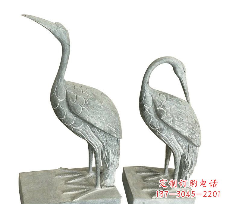 南阳公园青石仿古丹顶鹤石雕