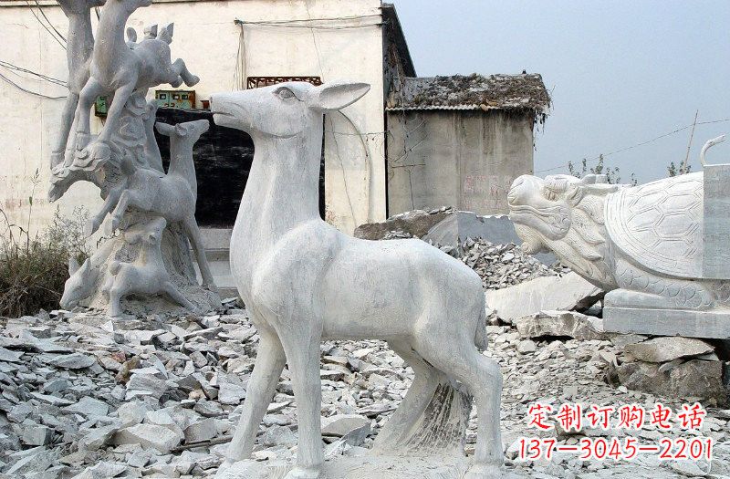 南阳青石仿古小鹿雕塑,精美优雅