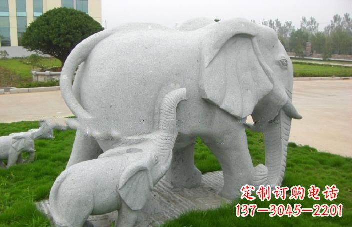 南阳公园石雕母子大象