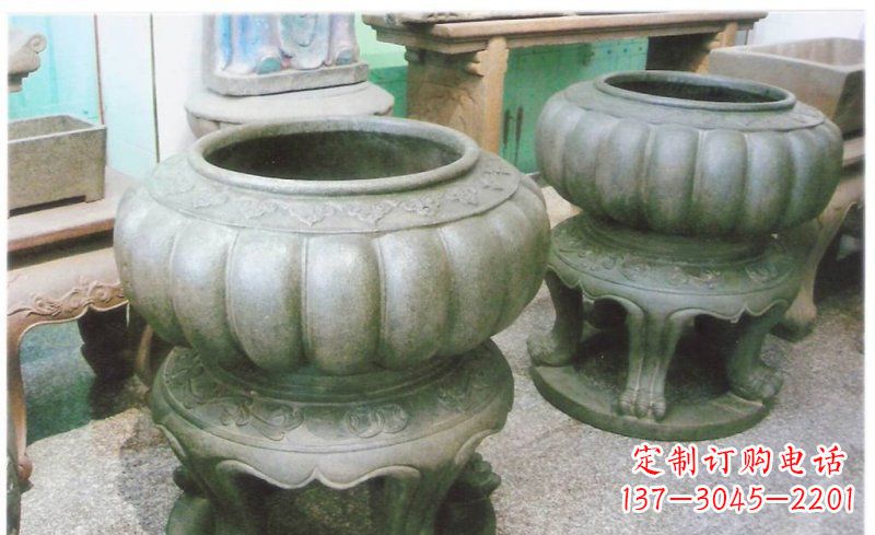 南阳铜质公园水缸雕塑