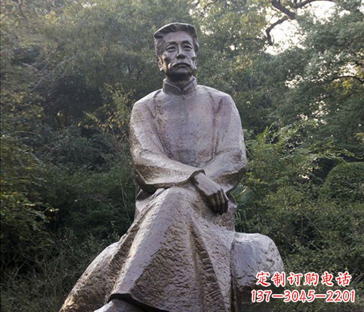 南阳高贵雄伟,全球首创,鲁迅人物铜雕塑