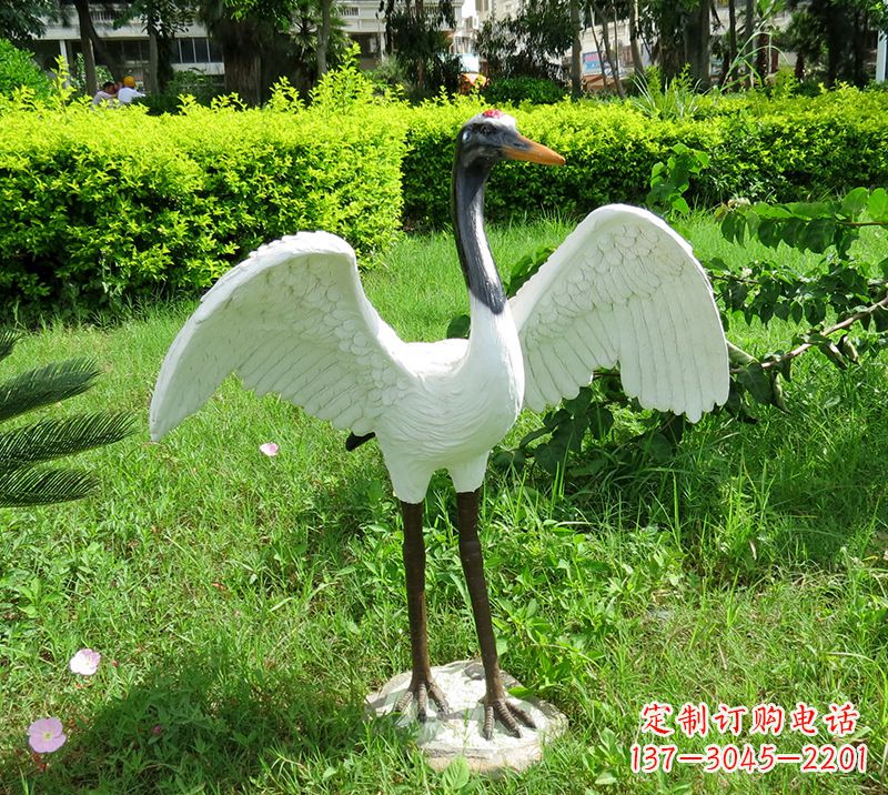 南阳中领雕塑精美的仙鹤雕塑