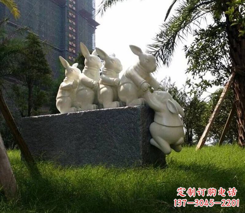 南阳中领雕塑精美兔子石雕