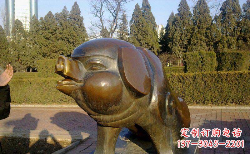 南阳定制公园猪铜雕