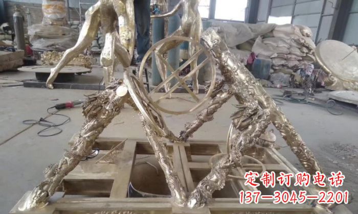 南阳古代浑天仪铜雕 (2)