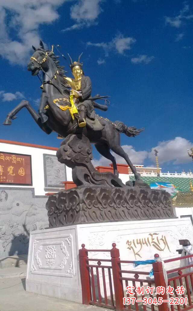 南阳古典骑马人物雕塑