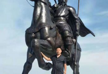 南阳以古代骑马将军为灵感的铜雕
