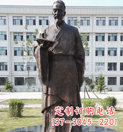 南阳传承古代珍贵文化—祖冲之铜雕塑