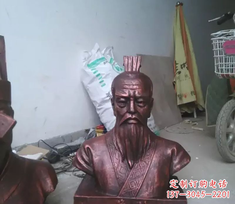 南阳管仲古代人物胸像铜雕,展现古代官僚风范