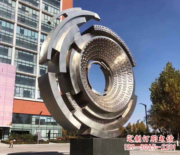 南阳不锈钢工业齿轮雕塑