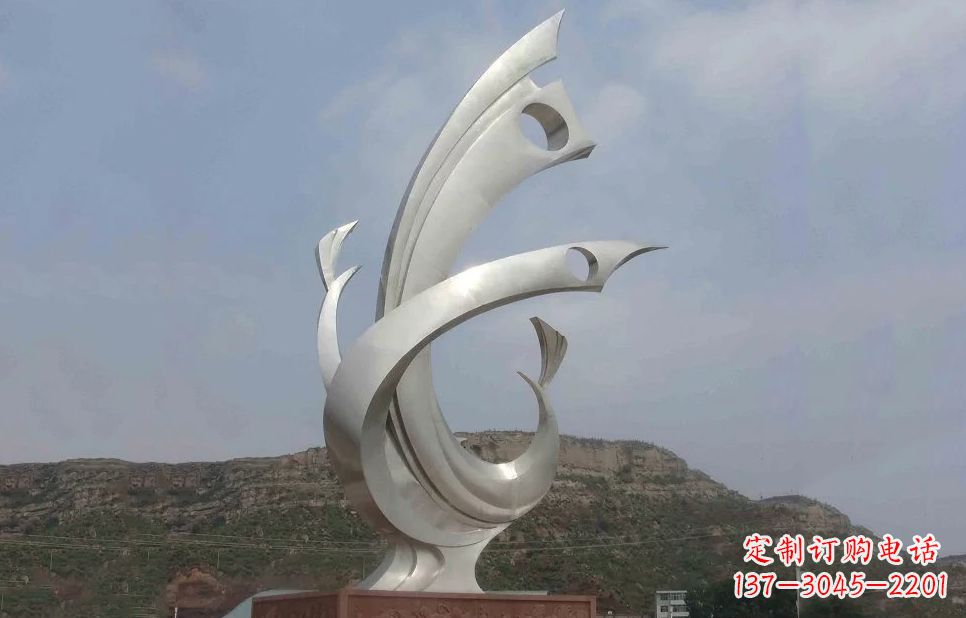 南阳金羽凤凰-不锈钢抽象雕塑