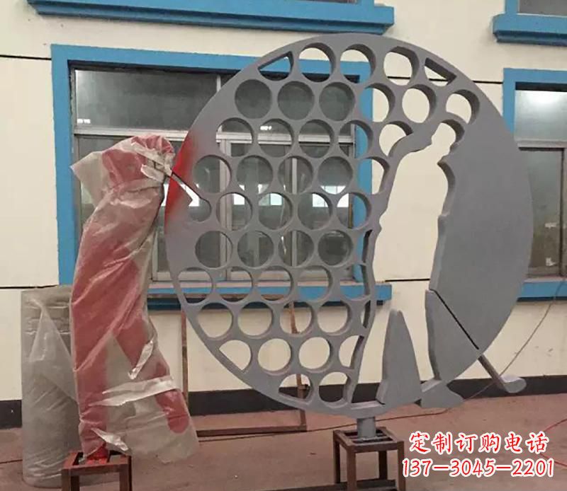 南阳精致现代风格不锈钢高尔夫雕塑
