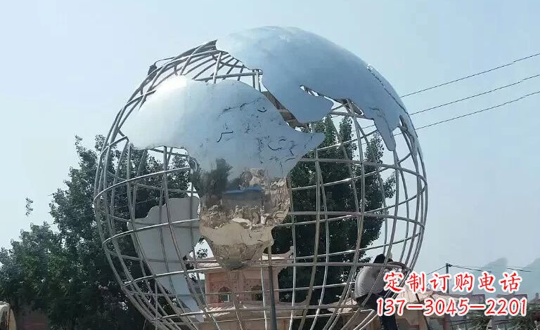 南阳用艺术充实空间,精工制作高品质不锈钢地球仪雕塑