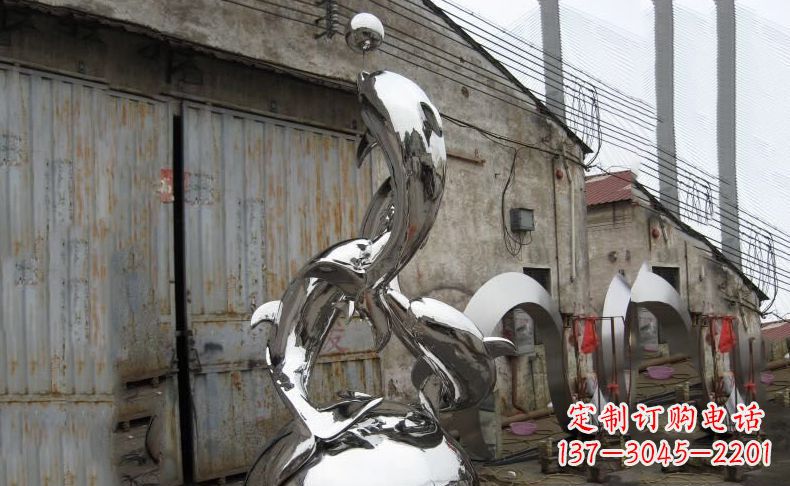 南阳广场不锈钢海豚雕塑