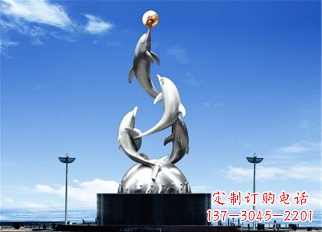 南阳欢腾动物——勇敢的海豚雕塑