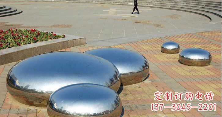 南阳镜面不锈钢水滴雕塑