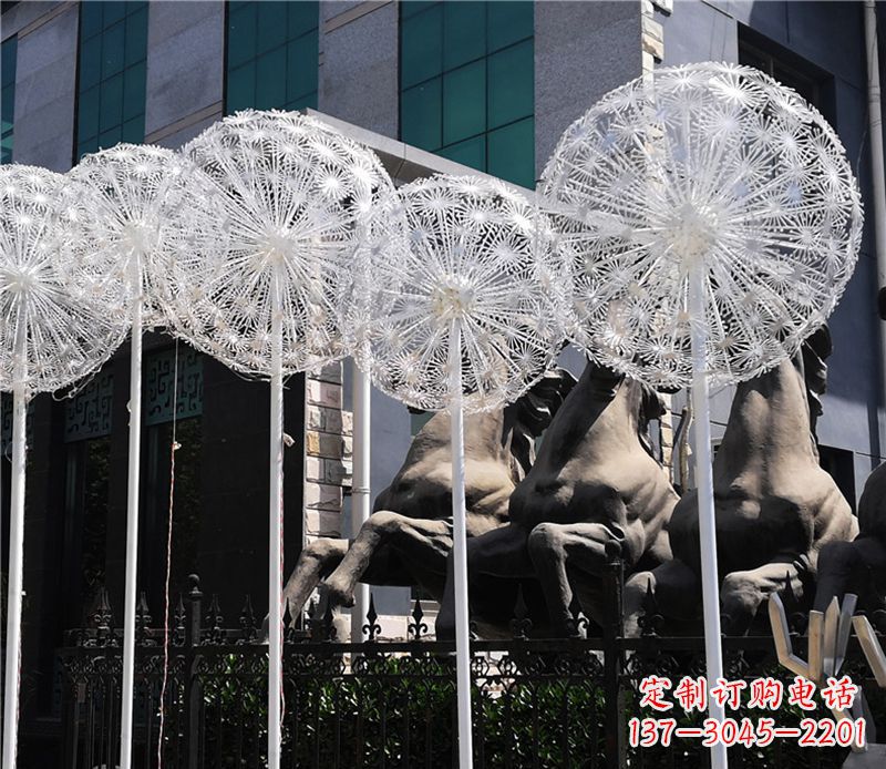 南阳中领雕塑致力打造高档不锈钢蒲公英雕塑