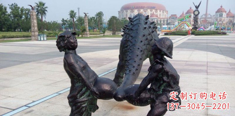 南阳广场抽象恐龙和小孩景观铜雕