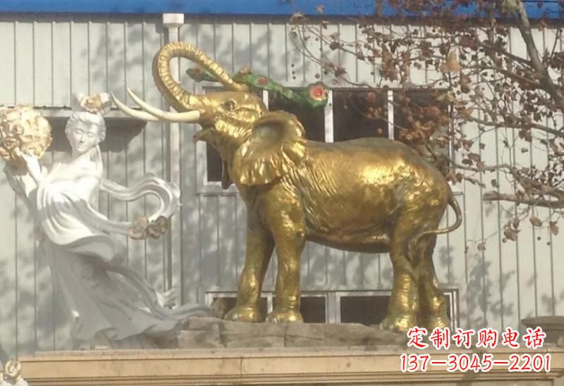 南阳广场大象雕塑