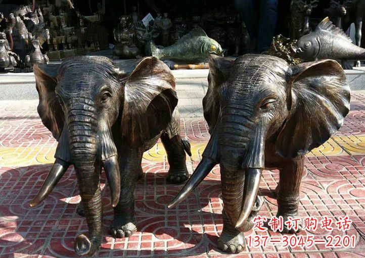 南阳广场大象铜雕
