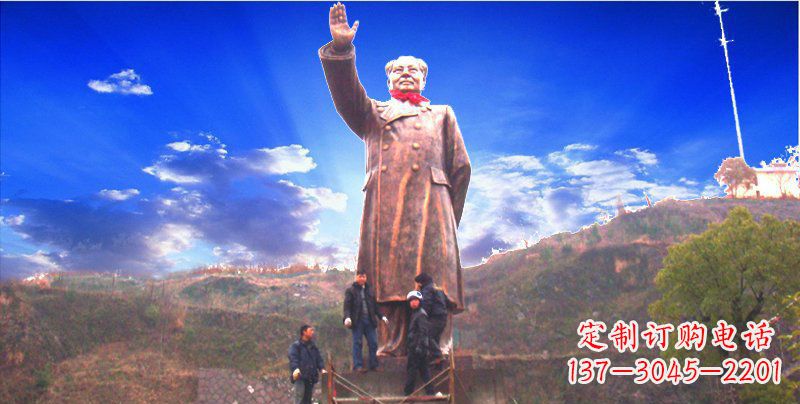 南阳广场大型毛主席伟人铜雕