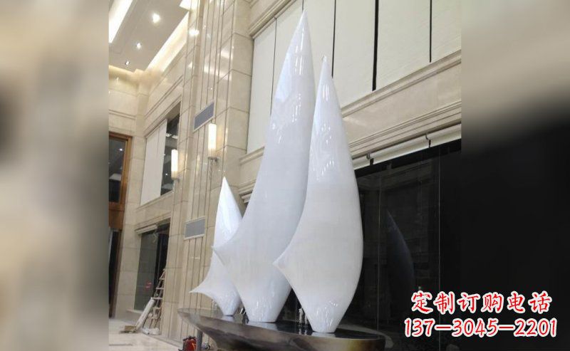 南阳精美不锈钢帆船雕塑