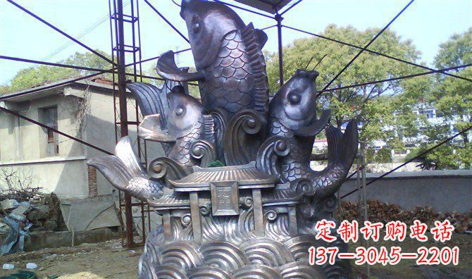 南阳广场鲤鱼跃龙门景观铜雕