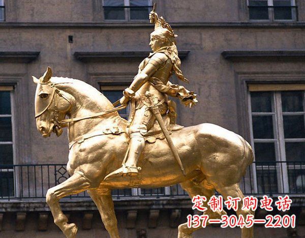 南阳中领雕塑:高端骑马凯撒雕塑